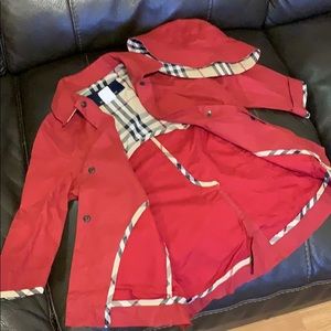 Burberry Rain Coat w/matching Reversible Hat 3y 3T
